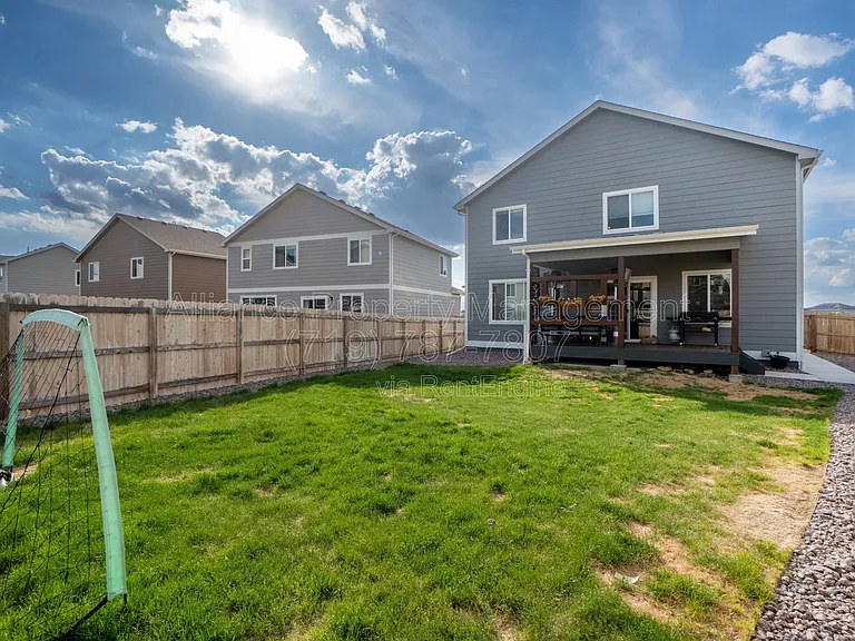 10477 Luneth Dr — Photo 25