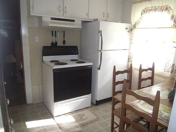 5th image of 2140 Willow St