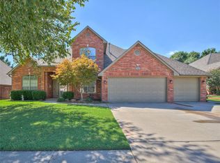 3204 Riverwalk Dr, Norman, OK 73072