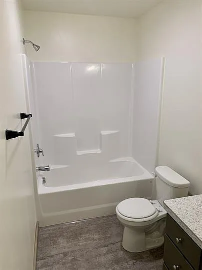 1048 Enterprise Dr #3 — Photo 9