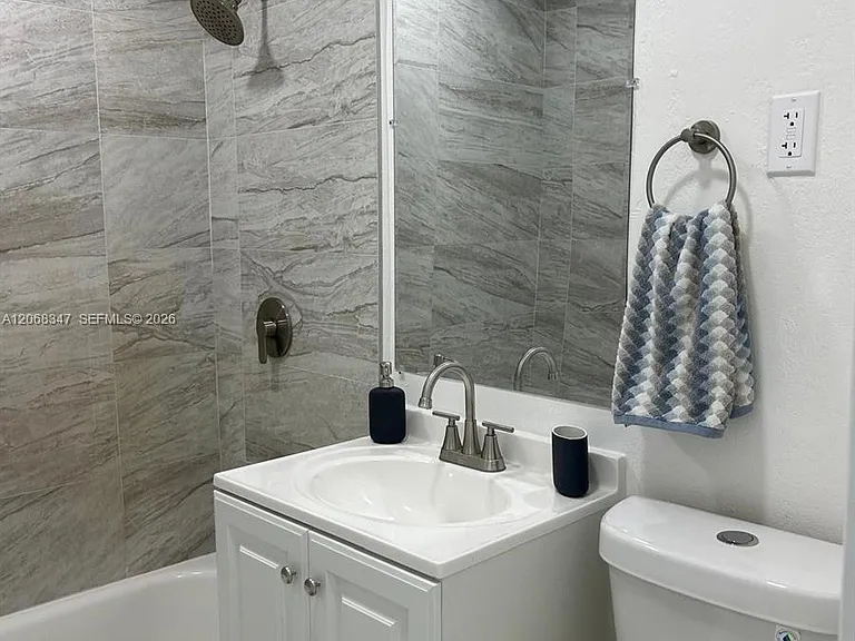 22115 SW 115th Ave — Photo 14