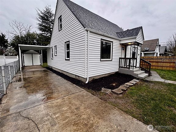 3rd image of 5410 S Cushman Avenue