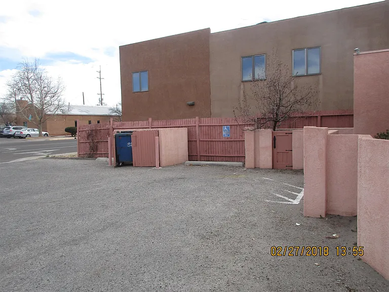 1709 Girard Blvd NE #1 — Photo 17