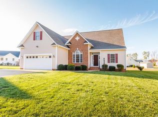 2002 Tynne Meadow Ln, Prince George, VA 23875