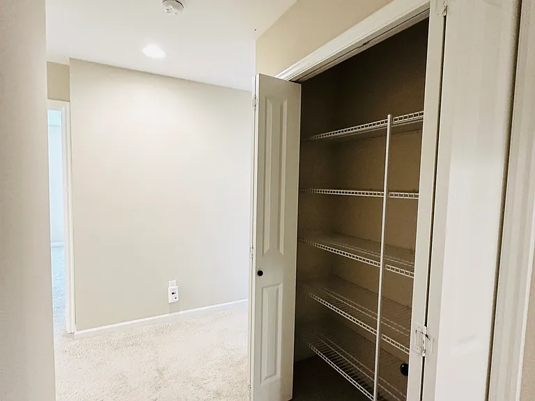 17090 NW Anita St — Photo 37