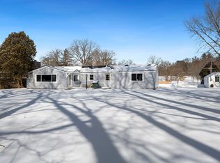 8848 S Main St, Rockford, IL 61102