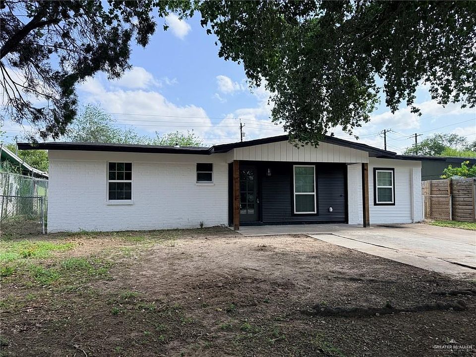 1st image of 2833 Redwood Ave