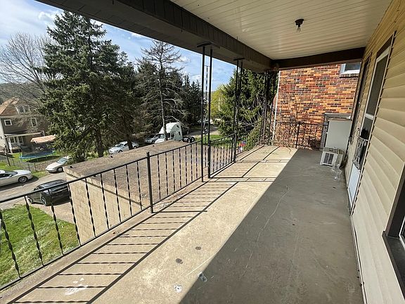 5th image of 1717 Orchard Ave