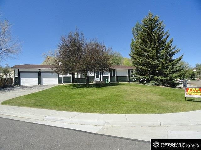 1st image of 1335 Cliff View Dr