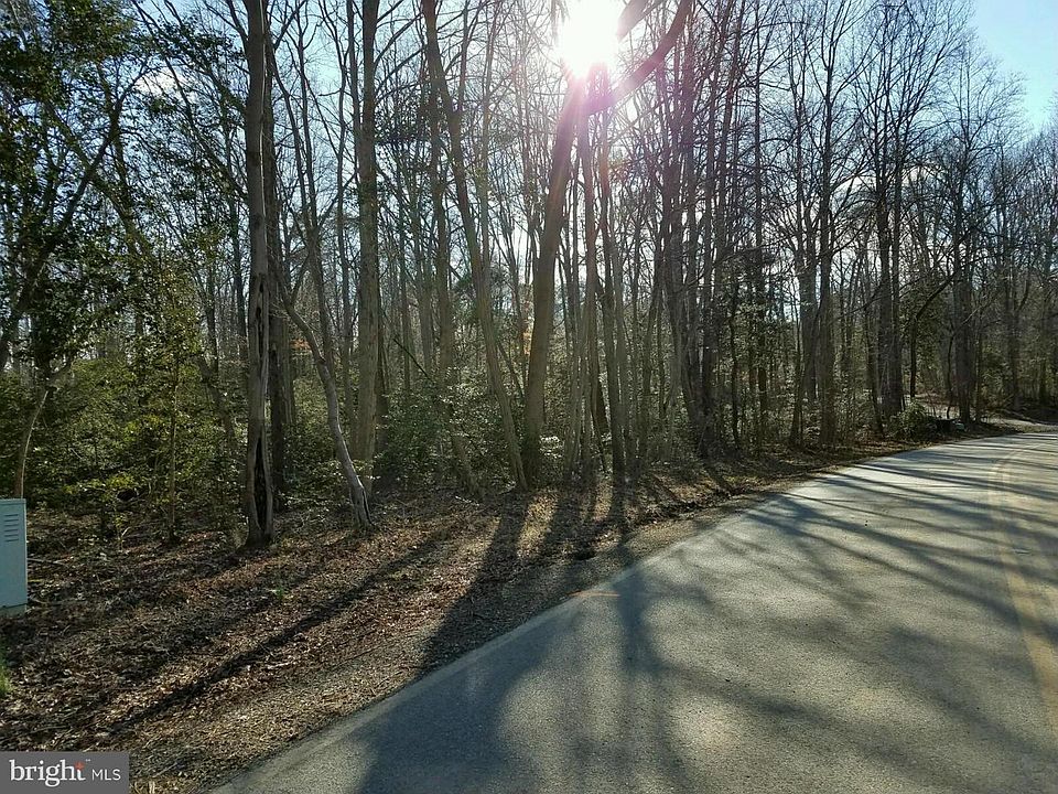 2nd image of 2325 Park Chesapeake Dr