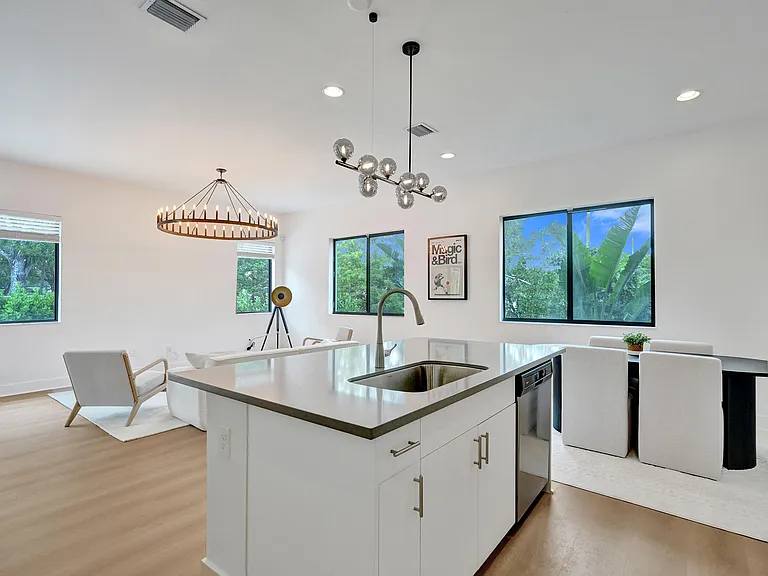 13145 Addilyn Ct — Photo 25