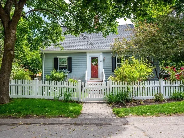 15 Arbor Ln, Dedham, MA 02026