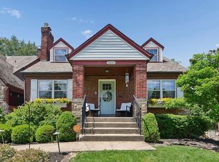 3859 Drakewood Dr, Cincinnati, OH 45209
