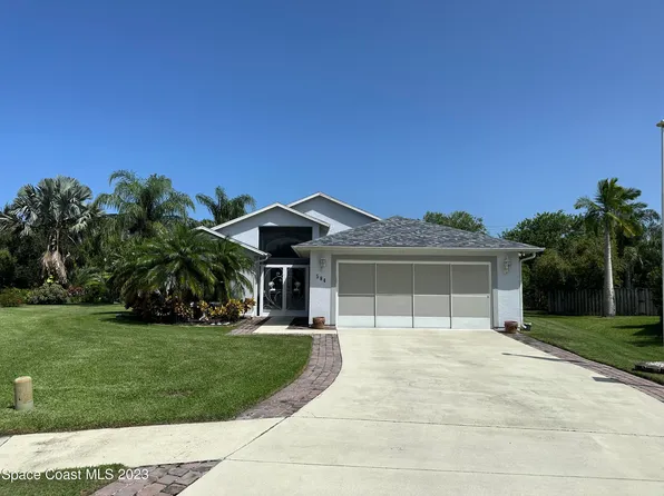 584 Redwood Ct, Sebastian, FL 32958