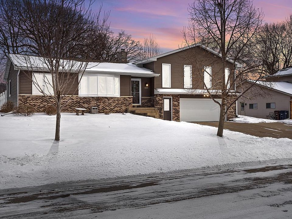 1st image of 1024 Park Ridge DRIVE