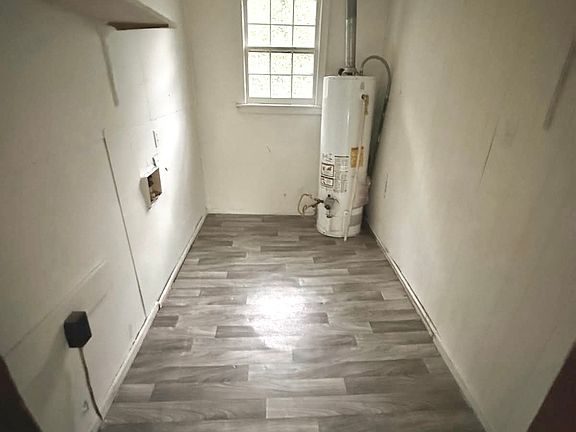 4th image of 644 Parkchester Dr