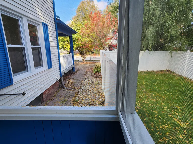 77 Hubbard St — Photo 17