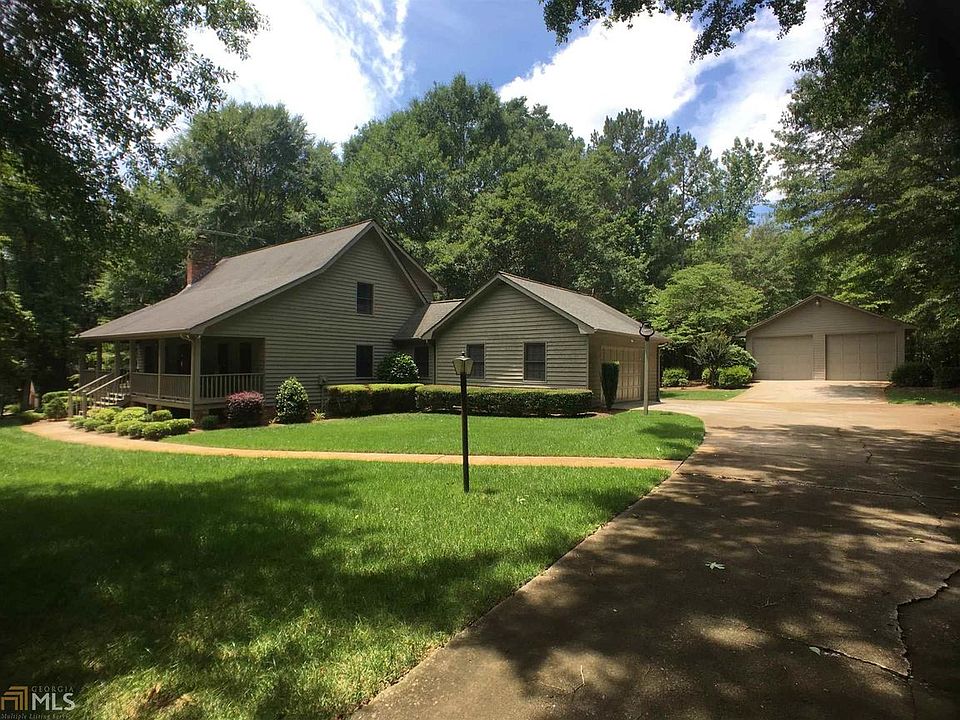1st image of 2710 Millside Dr SE