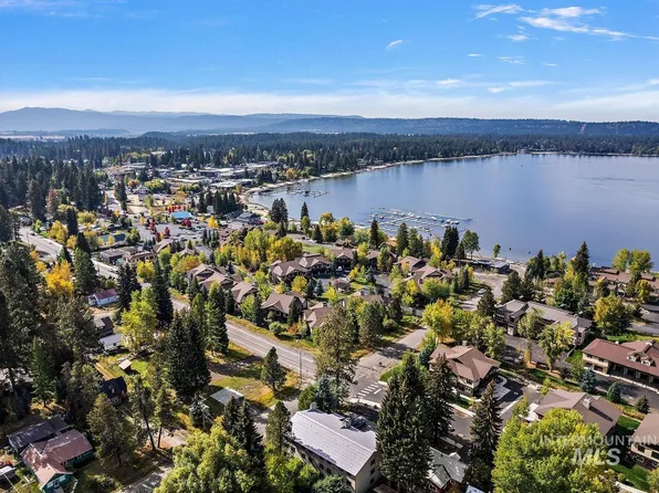 601 Hemlock St #10, McCall, ID 83638
