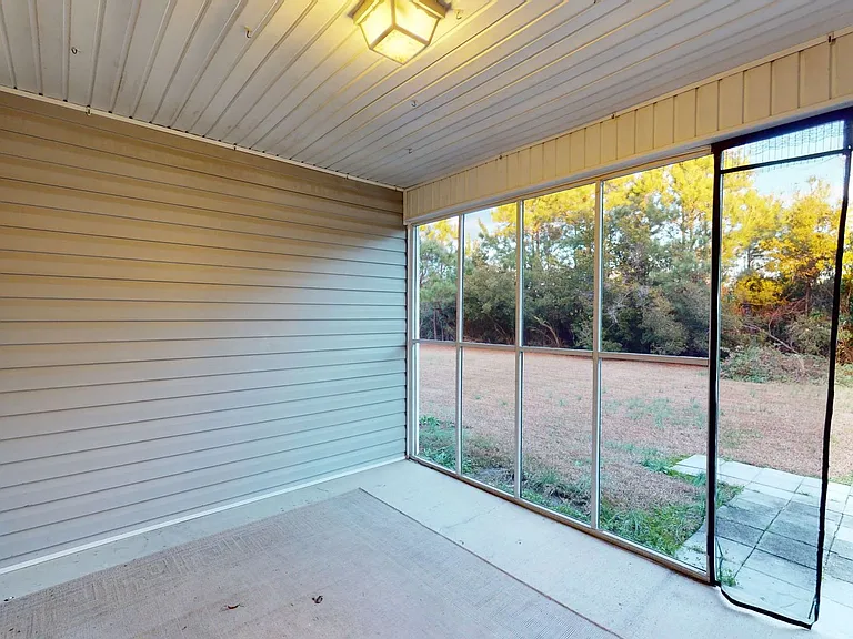 252 Smallwood Rd — Photo 16