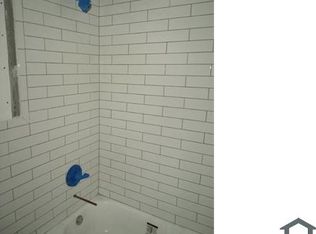 8611 N 39th St, Tampa, FL 33604