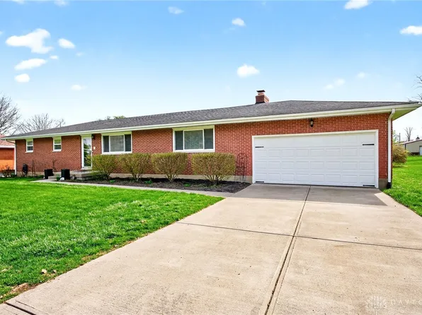 8902 Garland St, Franklin, OH 45005