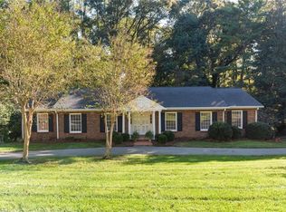 731 Lichfield Rd, Winston Salem, NC 27104