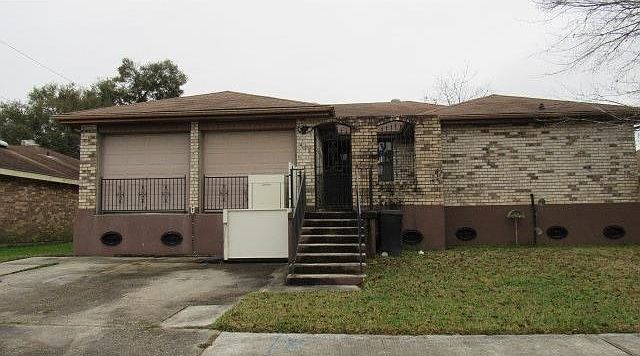 1st image of 418 Holmes Blvd