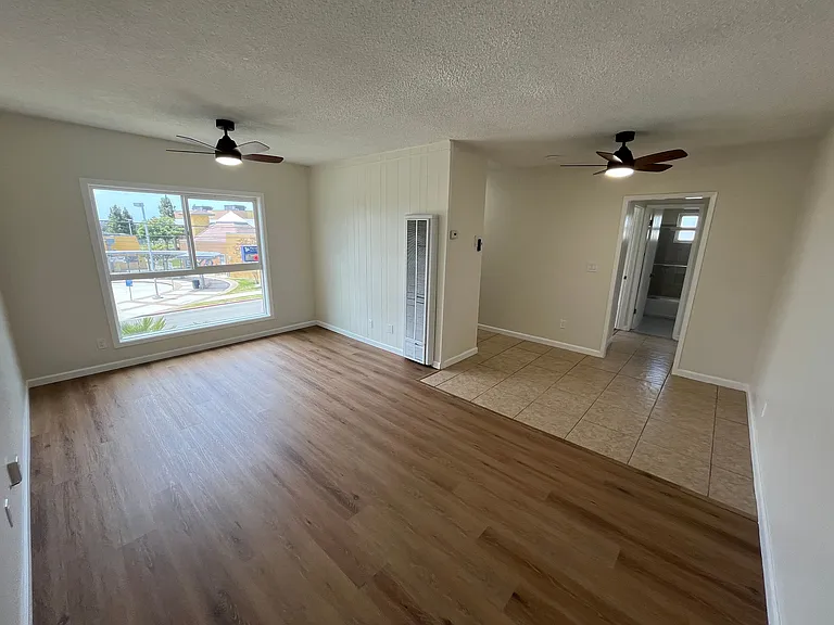 4270 Myrtle Ave #E — Photo 1