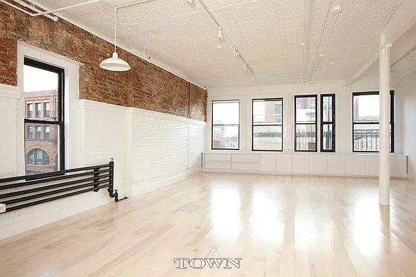 Rented by Town Residential | media 11