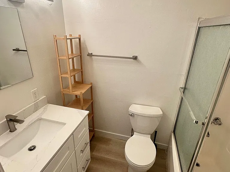 2435 Haste St #6-A — Photo 7