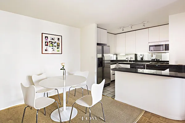 Sold by Town Residential | media 2