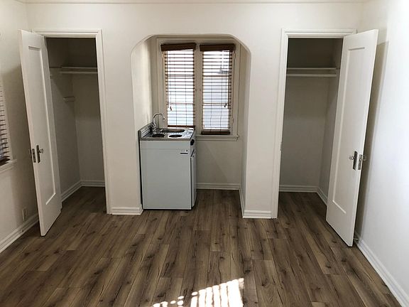 2nd image of 1007 N Alfred St #7