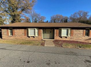 524 Boone Rd, Eden, NC 27288