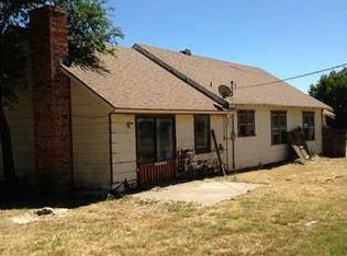 122 E Main St, Minco, OK 73059