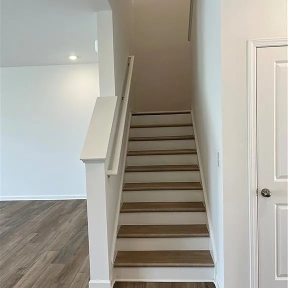 543 Madison Lakeview Dr — Photo 28