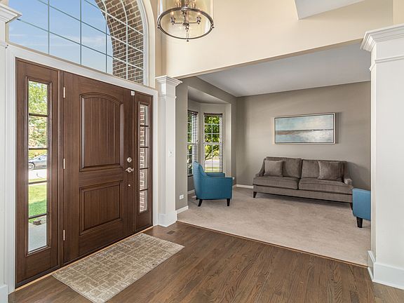 4th image of 24109 W Hampshire Ln