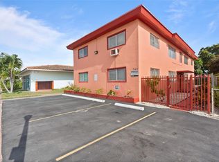744 85th St, Miami Beach, FL 33141
