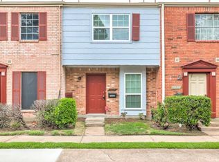 7822 Grove Ridge Dr, Houston, TX 77061