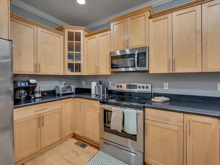 940 Westland Ridge Rd — Photo 12