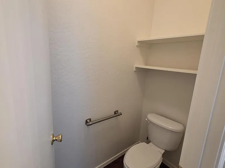 1825 W Desert Willow Dr — Photo 14