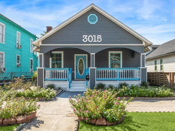3015 Avenue R, Galveston, TX 77550