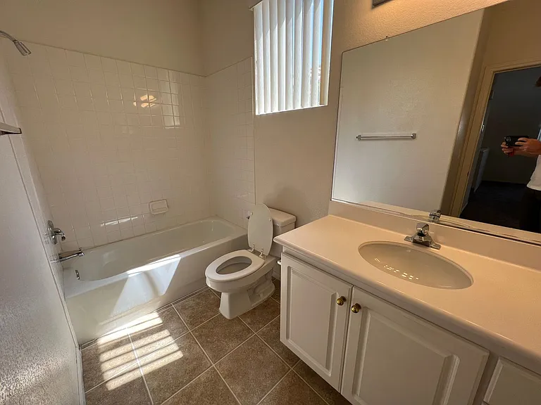 10319 Splendor Ridge Ave — Photo 6
