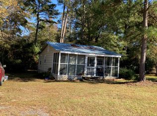 1049 Joyner Dr, Summerton, SC 29148