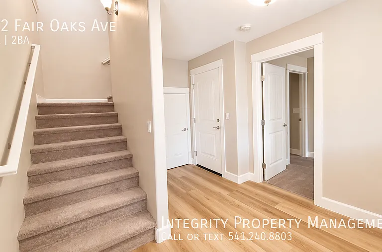 562 Fair Oaks Ave — Photo 4