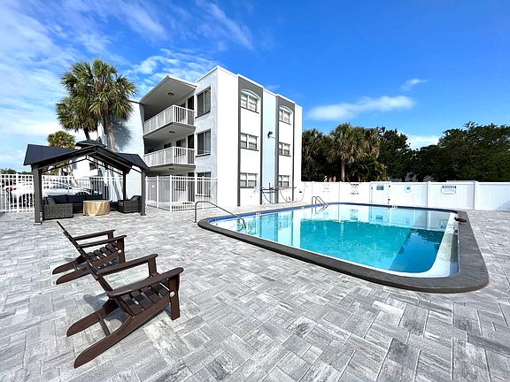 2. Pool