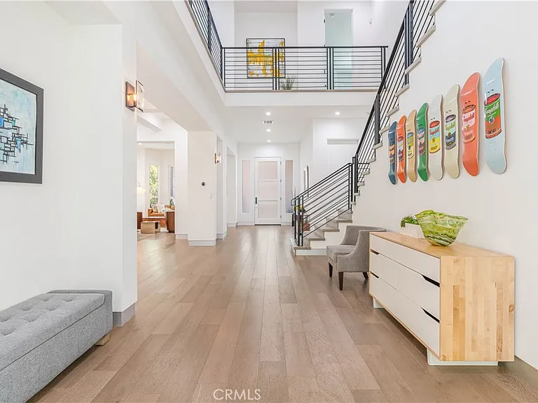 4435 Camellia — Photo 4