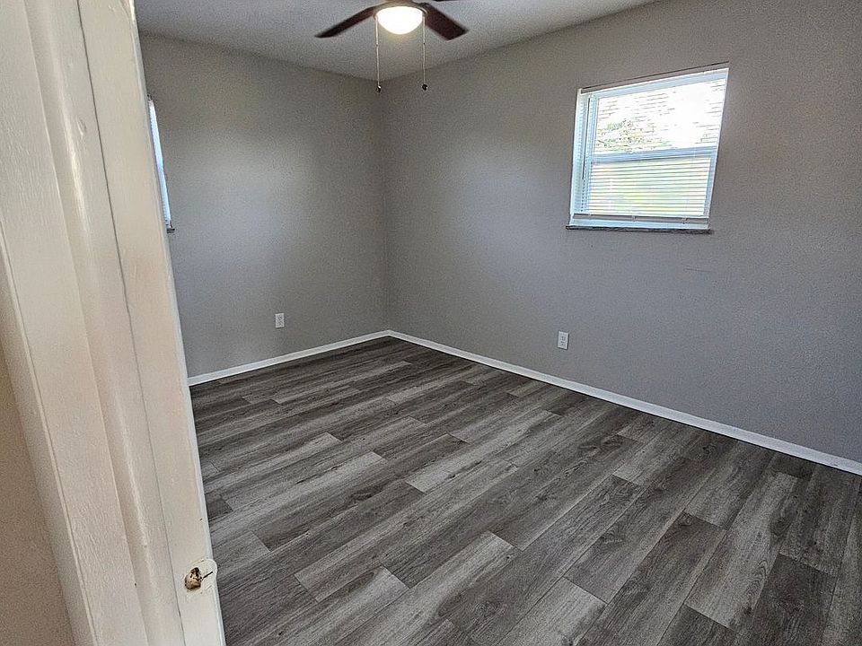 Manhattan Apartments 42414245 Manhattan Ave Brunswick OH Zillow