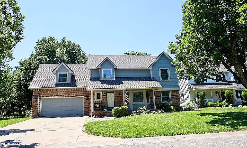 1st image of 2922 N Penstemon Ct