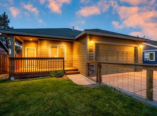 2841 SW Obsidian Ln, Redmond, OR 97756